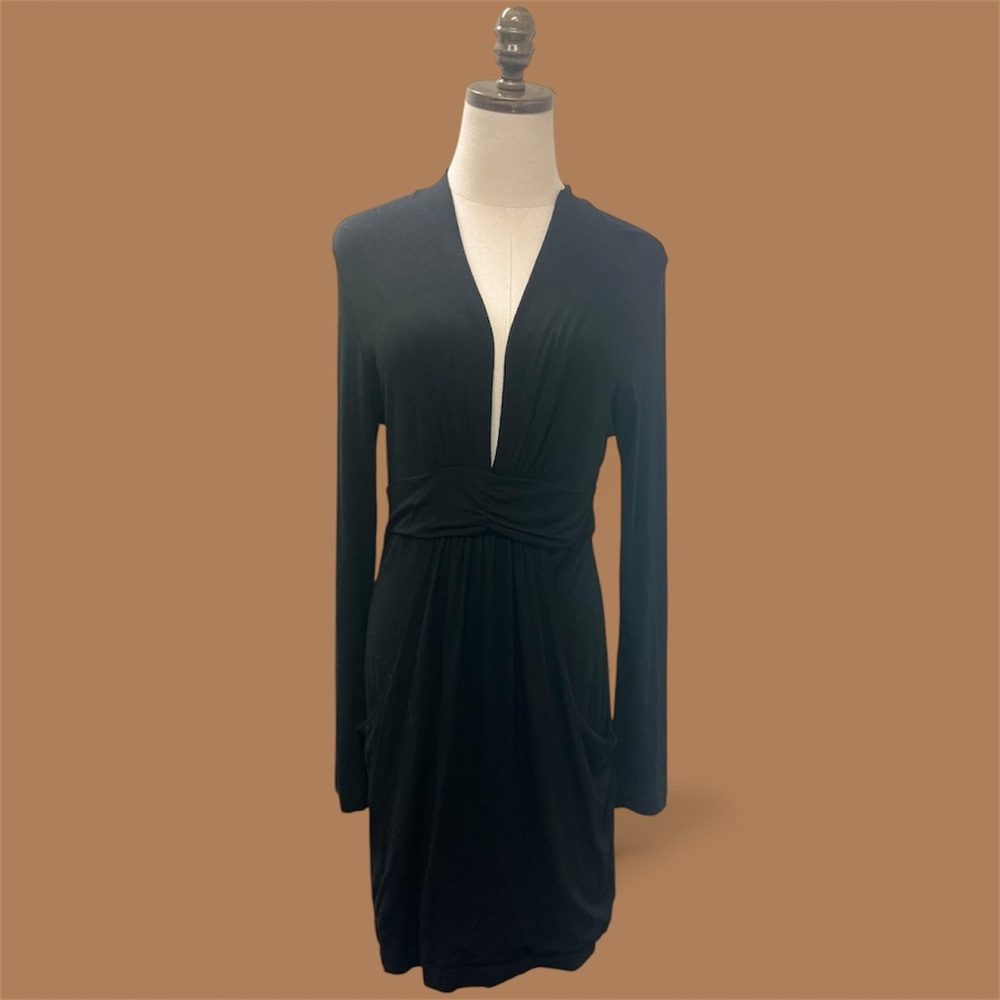 Twenty One Elegant Black Long Sleeve Dress